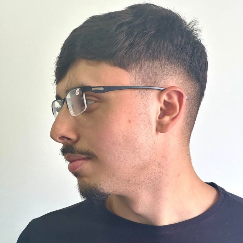 Cavalier Pro Vision Multifocal Glasses + Photochromic Lenses - Last Units